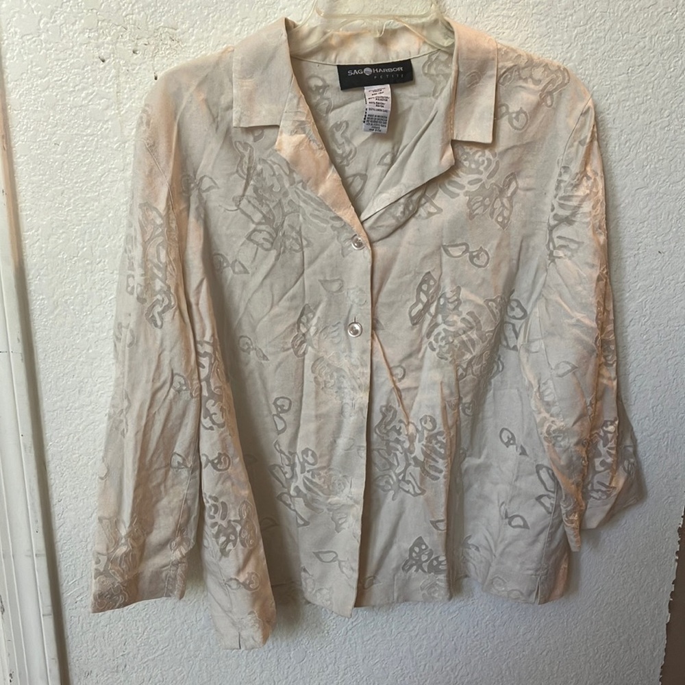 FINAL MARKDOWN Ladies sag harbor blouse 16p